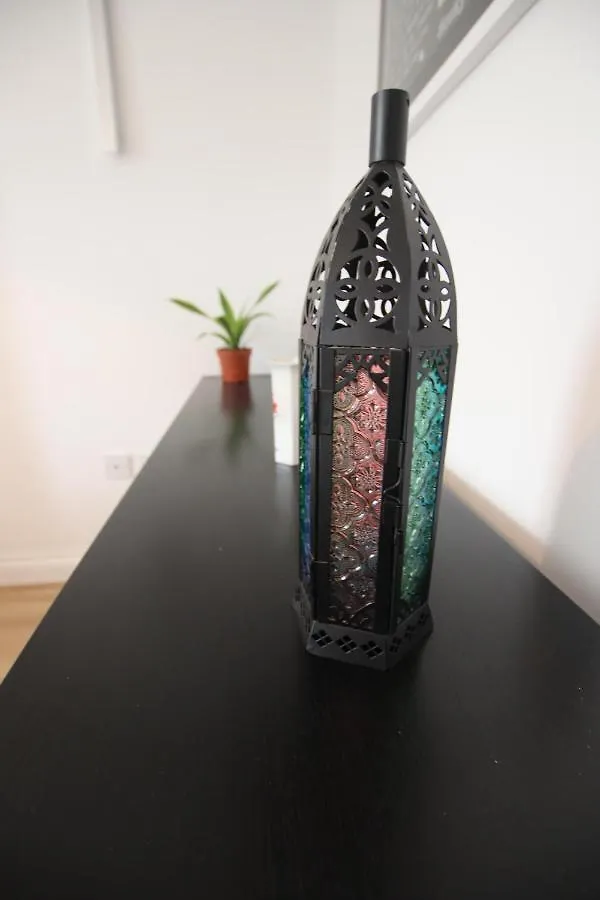 Contemporary 2 Bed Flat In Bristol, Free Parking! Apartment