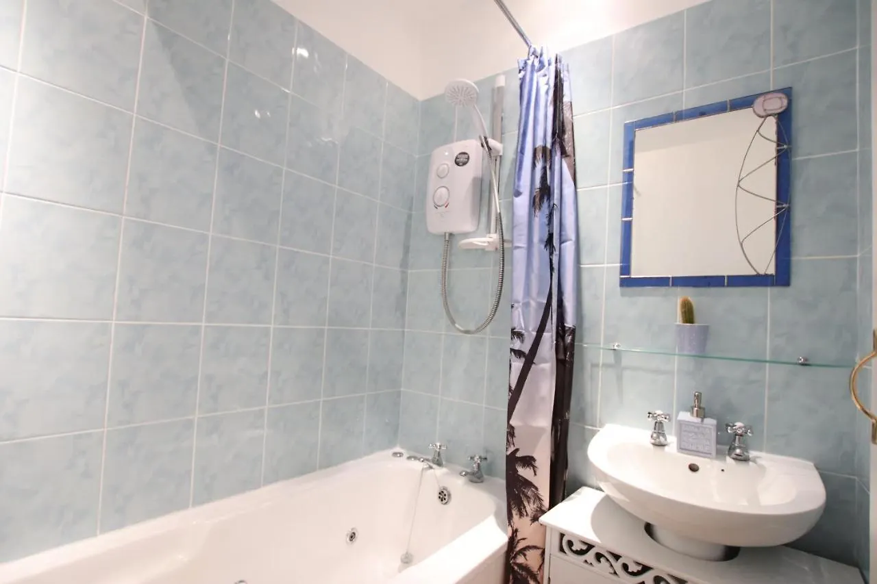 Contemporary 2 Bed Flat In Bristol, Free Parking! Apartment 0*, Bristol United Kingdom